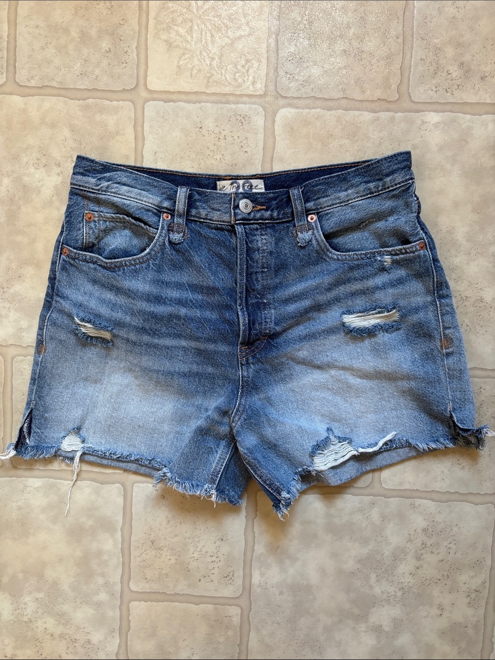 We The Free Women Denim Short 29 Light Blue Button 5 Pockets Distress Casual
